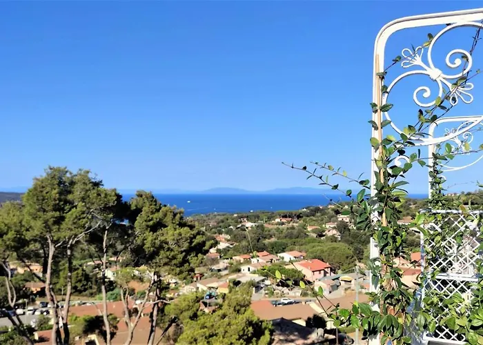 Hotel Golfo Azzurro 3*