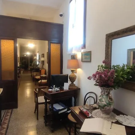 Hotel Golfo Azzurro 3*